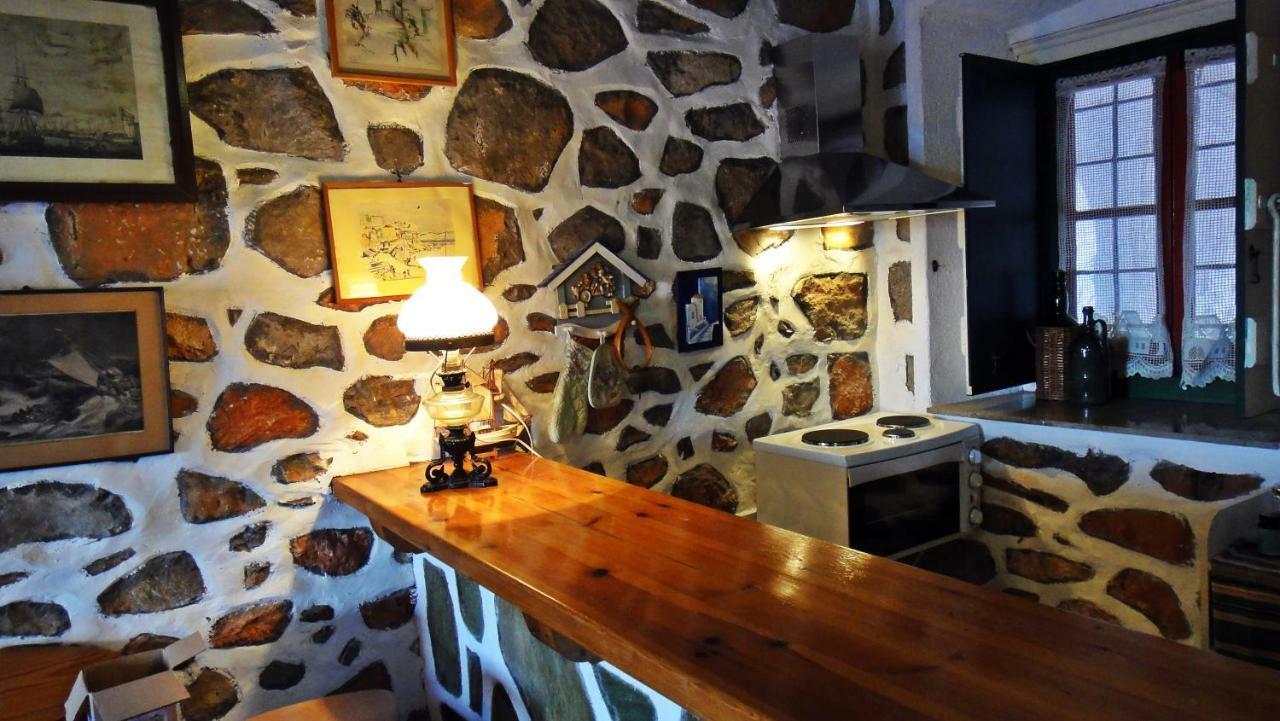 Tramontana Villa Ýdra Eksteriør bilde